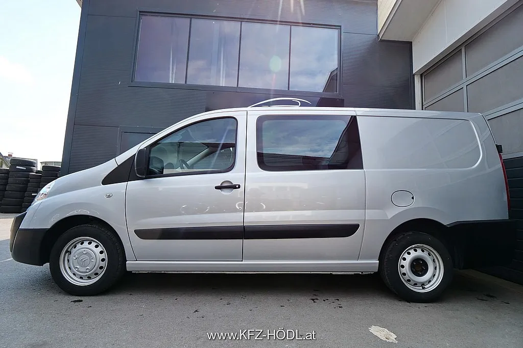 Citroën Jumpy Multispace L2 HDi 125 Exclusive Image 6